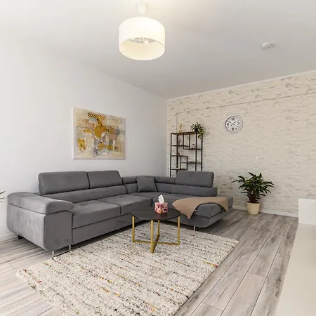 Apartmán Mabu -2 Spatios Cu Parcare Subterana, Tractorul Brašov