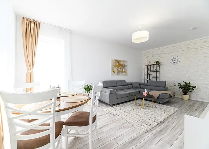 Apartment Mabu -2 Spatios Cu Parcare Subterana, Tractorul