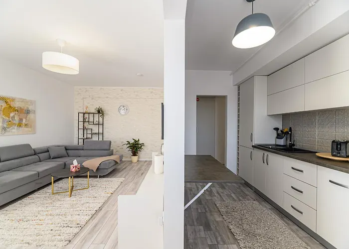 Mabu -2 Spatios Cu Parcare Subterana, Tractorul Apartment *