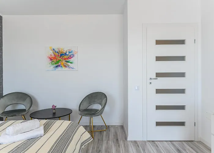 Mabu -2 Spatios Cu Parcare Subterana, Tractorul Apartment