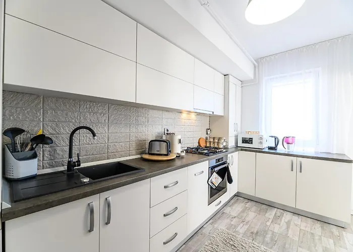 Apartment Mabu -2 Spatios Cu Parcare Subterana, Tractorul Brasov